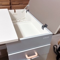 ミシン台(テーブルとしても使用可)の画像