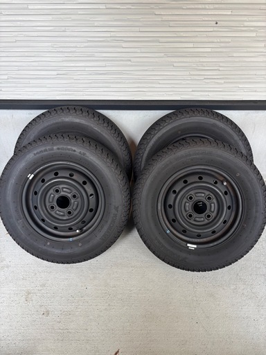 バリ山　ヨコハマタイヤ　スーパーバン355　スチールホイール付き  4本セット