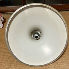 ランプシェード　ゴールドの画像