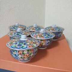 未使用　有田焼　更紗古伊万里焼　金彩　清秀窯　湯呑み謹製蓋付６客の画像