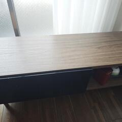 テレビボードの画像