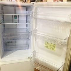 冷蔵庫シャープ SJ-PD27D-Wの画像