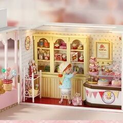 The Sweet House ミニチュアスイーツショップキット　自分で可愛く作ってねの画像