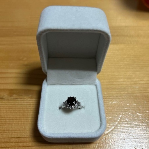 値下げ中！ガーネットリングプラチナ9号