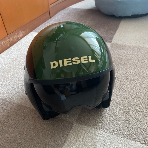 DIESEL オリーブグリーン ヘルメット　グローブ　収納袋