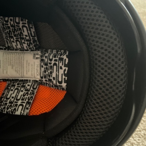 DIESEL オリーブグリーン ヘルメットグローブと収納袋付き