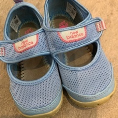 ニューバランスキッズサンダルの画像