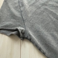 ZARA damage logカットソーの画像