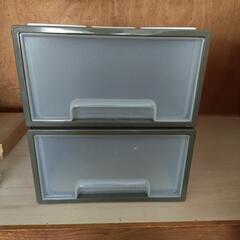 押し入れ用収納ケース2個