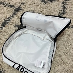 【募集中】UNIQLO スクエアーポーチの画像