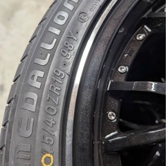 【245/40ZR19】medallion タイヤ、シュナイダー ホイール 4本セットの画像