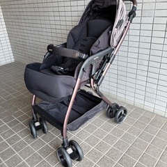 アップリカ A型ベビーカー オプティアクッショングレイスの画像
