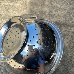 蒸しザルとリンス用のキッチン防錆ステンレススチールキッチンザルの画像