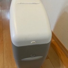 アップリカ　おむつポットの画像