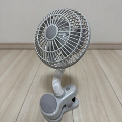 ストローラークリップファン　扇風機の画像