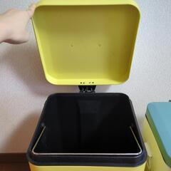 美品）東京インテリア家具 蓋付きダストビン スチール製（2個セットも販売可）の画像