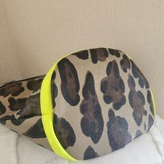 お洒落なレオパードのトートバッグの画像