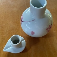 醤油差し 磁器 桜模様の画像