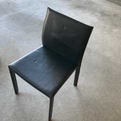 椅子の画像