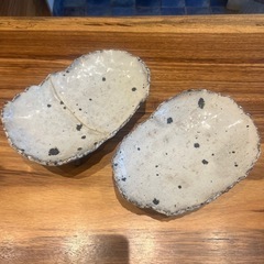 🌟一点物で作られた脚付　器　食器の画像