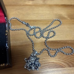 シルバーネックレスの画像