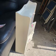 棚　No.3957　ホワイト　トイレ収納　※ストッパー破損　【リサイクルショップどりーむ天保山】の画像