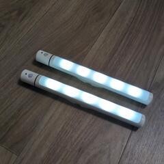 人感センサー付きライト　2本　電池式の画像