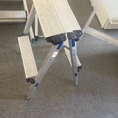 小さい脚人気小さい脚立の画像