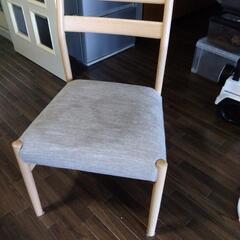 ダイニングテーブル用椅子　２脚の画像