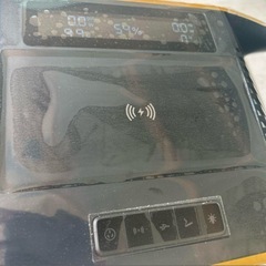 ポータブル電源 AFT1000 1013Wh/2000W (黄金色の画像