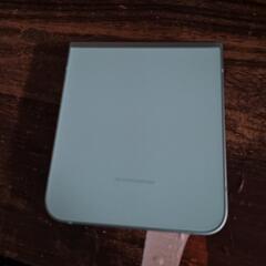 GALAXY Zfilp6 折りたたみスマートフォン ライトブルーの画像