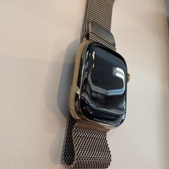 Apple Watch Series 8 ゴールドの画像