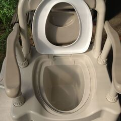 パナソニック　ポータブルトイレの画像