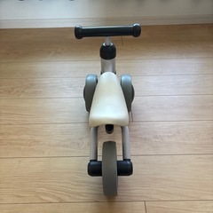 D-bike mini  ディーバイク ミニ グレー  10ヶ月〜3歳　グレー 三輪車 室内用バイク  の画像