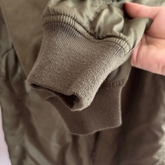 GUジャケットの画像