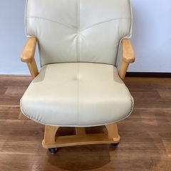 回転式ダイニングチェア2脚セット【町田市再生家具】251447の画像