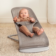 BabyBjornのバウンサーの画像