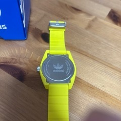 adidas時計の画像