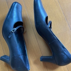 黒パンプス 24.5cmの画像