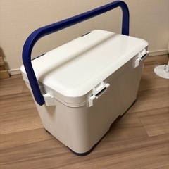 クーラーボックスの画像