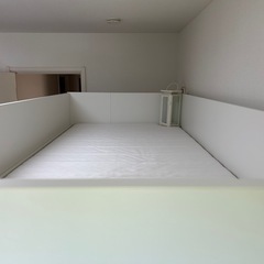 ベット・机の画像