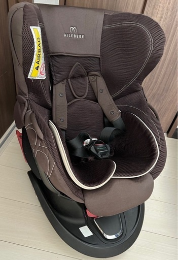 【美品】 エールベベ クルット4s グランス カームブラウン AILEBEBE 新生児からのチャイルドシート KURUTTO4 | 日本製