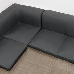 柔らかいソファの画像