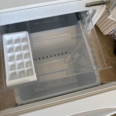 2023年　TOSHIBA 冷蔵庫　153L 白の画像