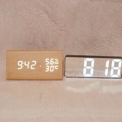 デジタルクロック2個まとめて　中古品の画像