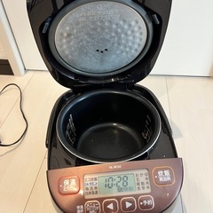 象印　3号炊き炊飯器の画像