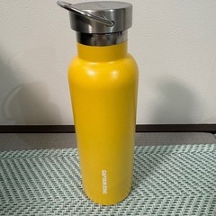 美品【キャプテンスタッグ】水筒　保冷　保温の画像