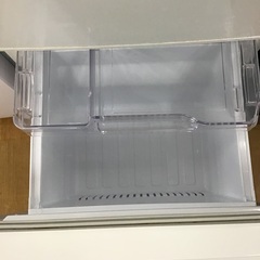 【トレファク神戸新長田店 買取/販売】取りに来られる方限定！MITSUBISHIの2ドア冷蔵庫2017年製のご紹介です！の画像