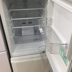 【トレファク神戸新長田店 買取/販売】取りに来られる方限定！MITSUBISHIの2ドア冷蔵庫2017年製のご紹介です！の画像