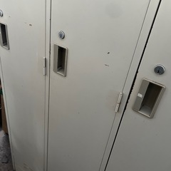 3人用ロッカー 鍵付きの画像